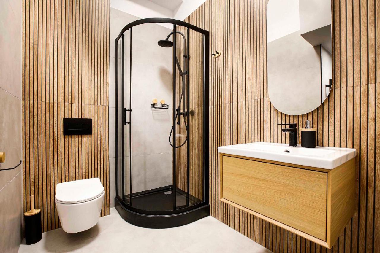 Charming Studio With Kitchen - Old Town, Main Station Cracóvia Exterior foto