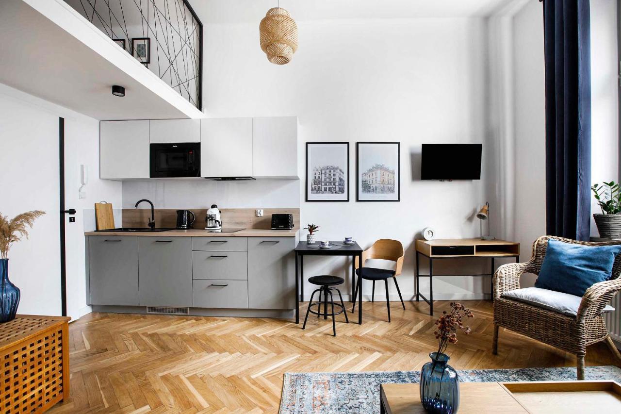 Charming Studio With Kitchen - Old Town, Main Station Cracóvia Exterior foto